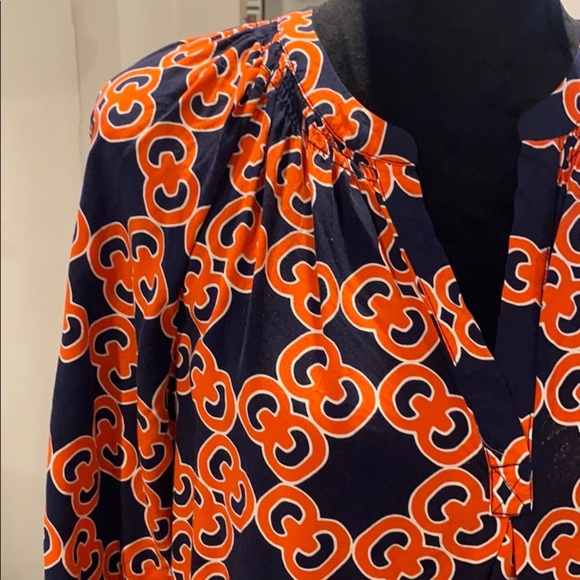 Crown and Ivy Blouse, Size Medium - Picture 2 of 6